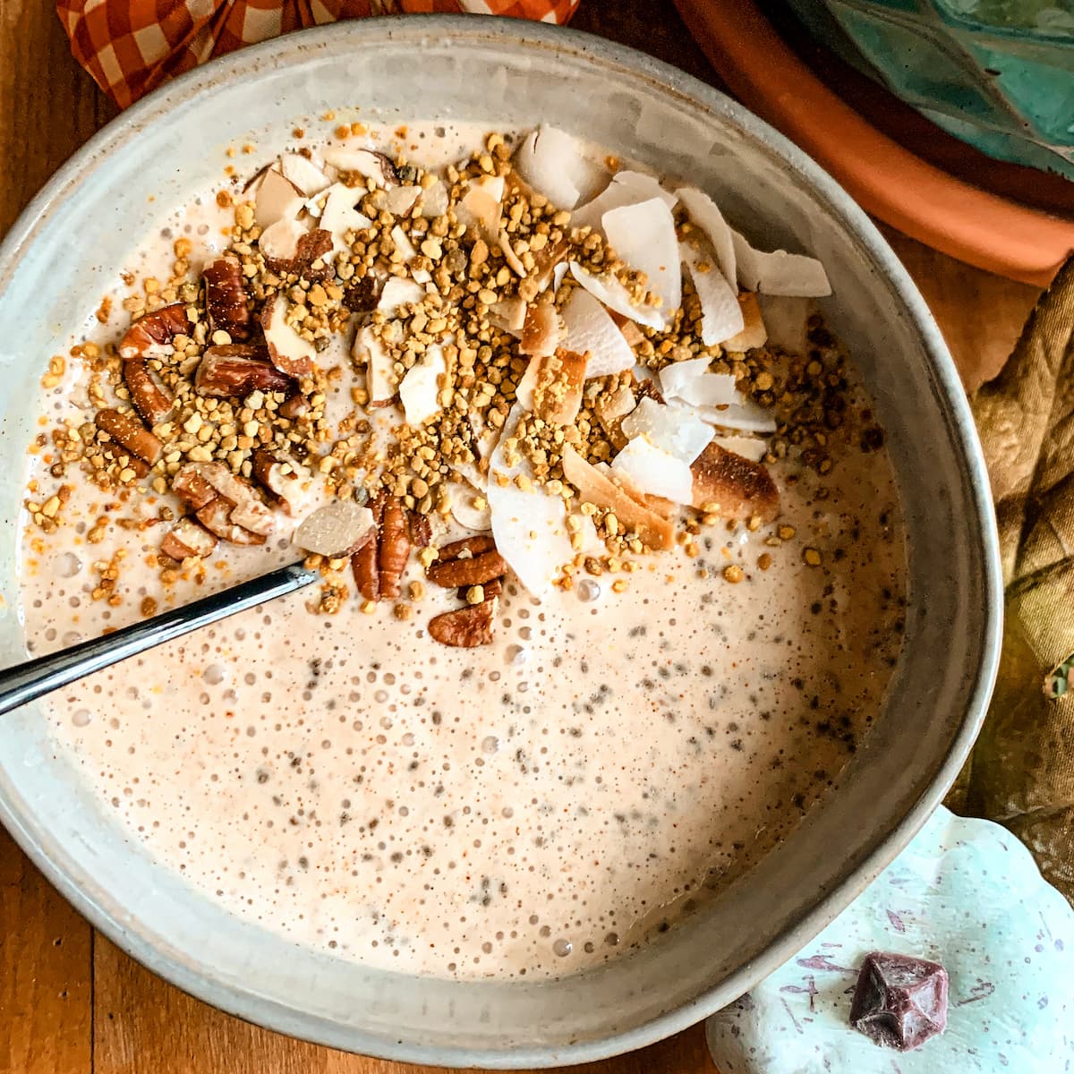 caramel apple protein smoothie with toppings