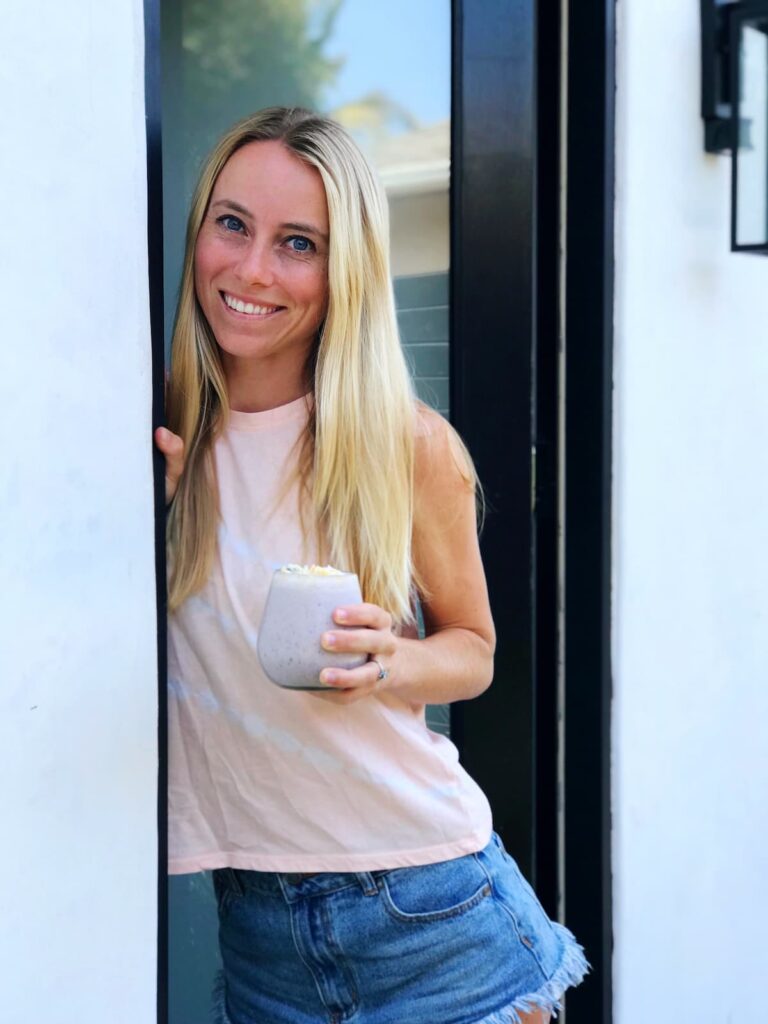 autumn bates drinking a smoothie