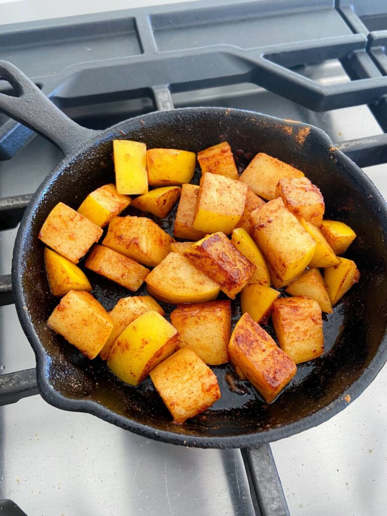 cinnamon apple low carb oatmeal sauteed apple topping