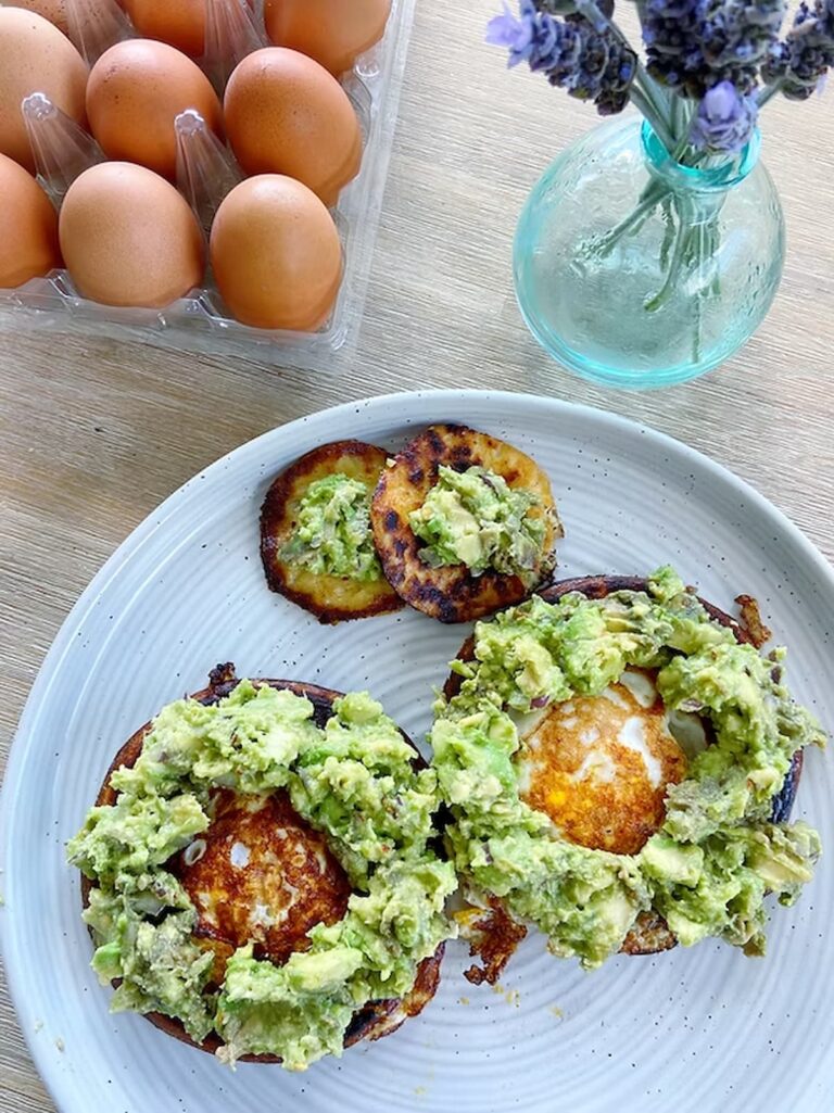 egg in a hole with avocado