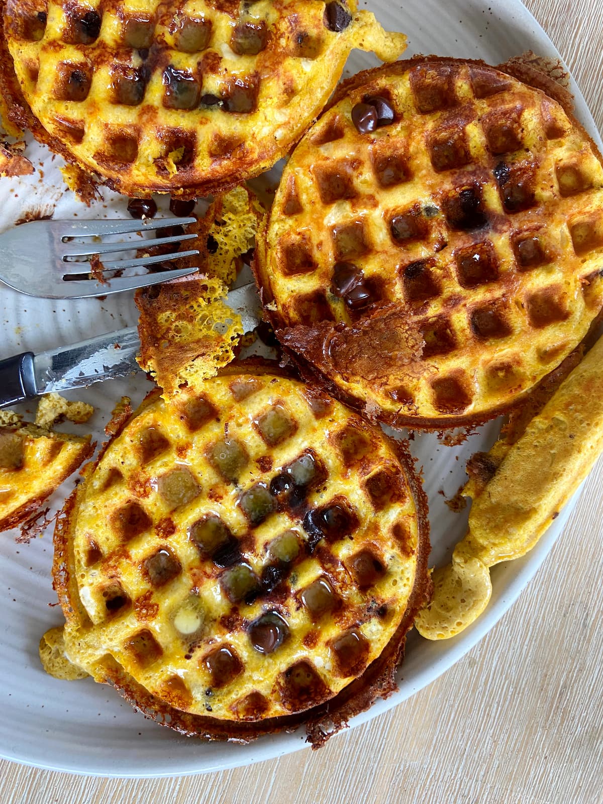 pumpkin spice protein waffles