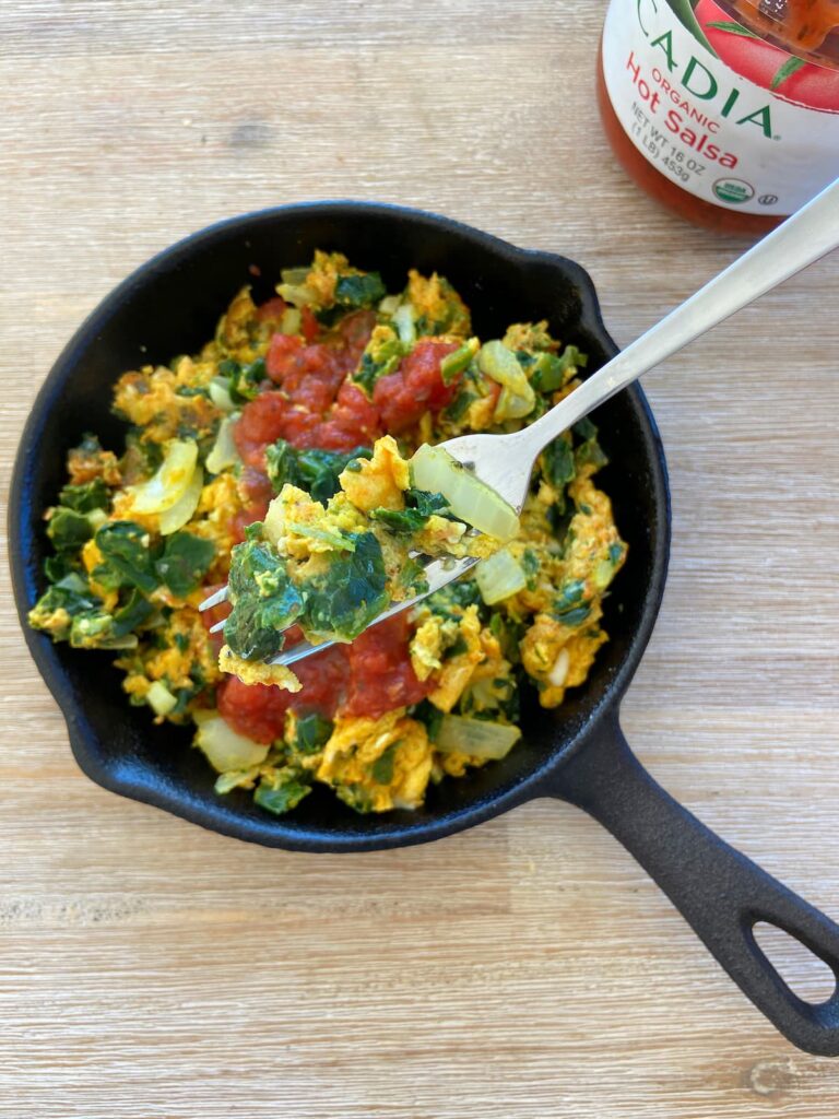 scrambled eggs with turmeric close up