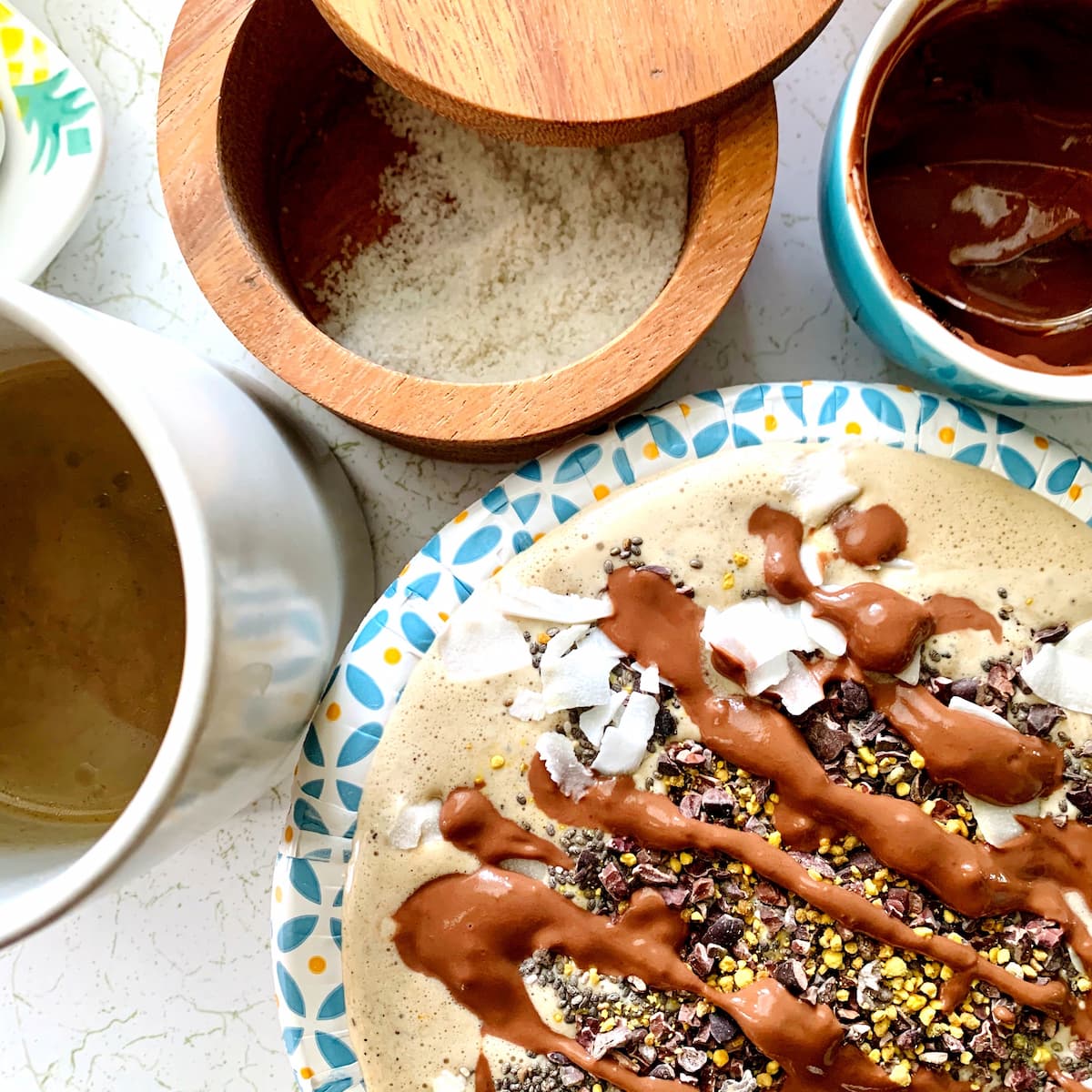 warm mocha smoothie with toppings