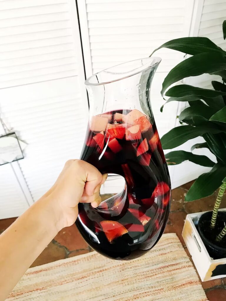 healthy sangria in a glass